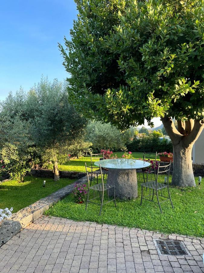 La Casa Dell'Alloro Zafferana Etnea Exteriér fotografie