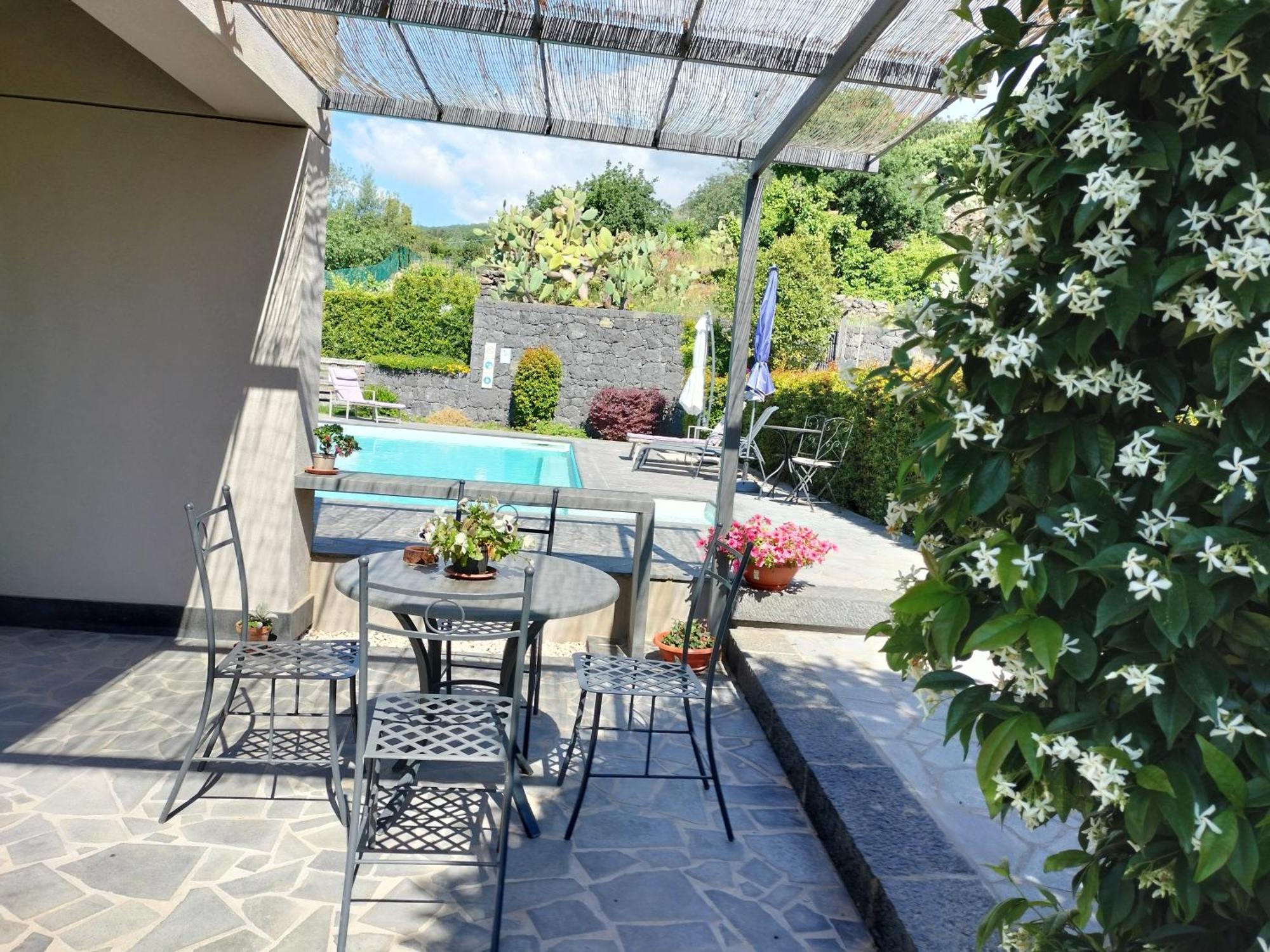 La Casa Dell'Alloro Zafferana Etnea Exteriér fotografie